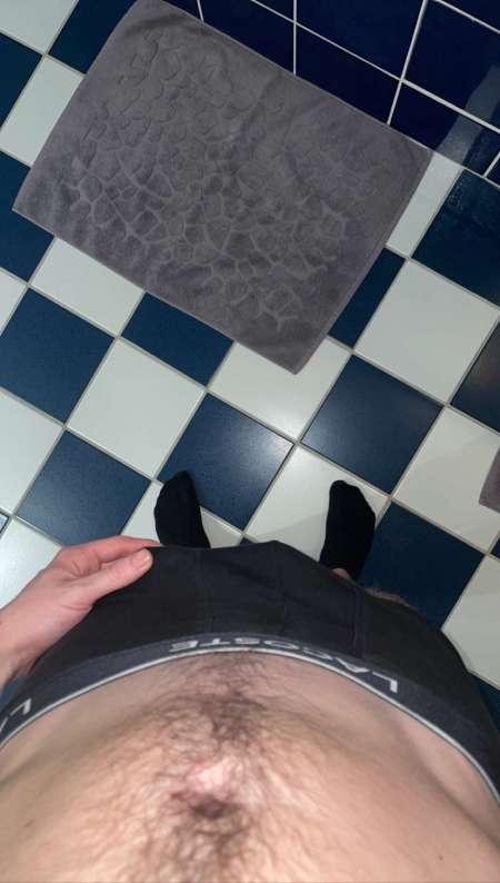 Photo ads/2227000/2227441/a2227441.jpg : Escorte boy