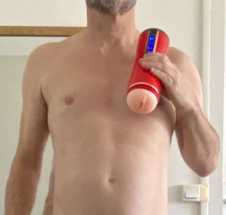 Photo ads/2231000/2231819/a2231819.jpg : Masturbateur automatique vibrant