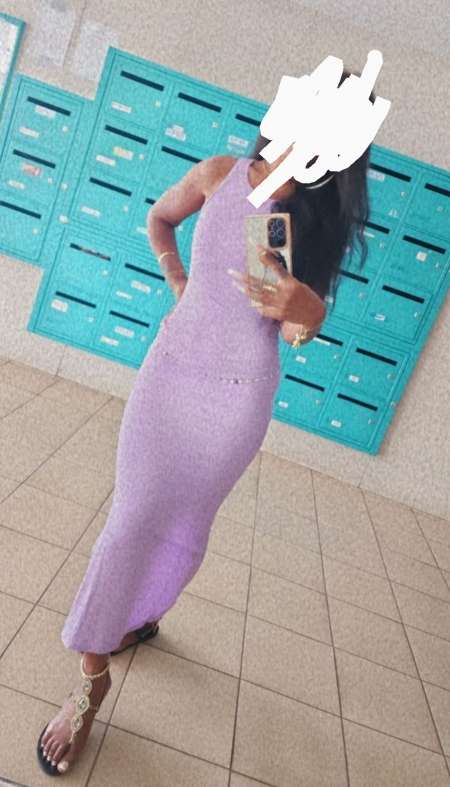 Photo ads/2244000/2244958/a2244958.jpg : Petite cochonne mince Kafrine