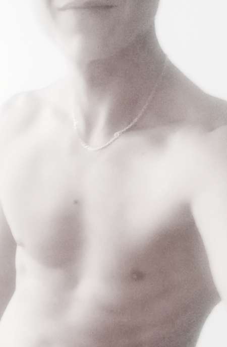 Photo ads/2256000/2256876/a2256876.jpg :  Homme cherche masseuse