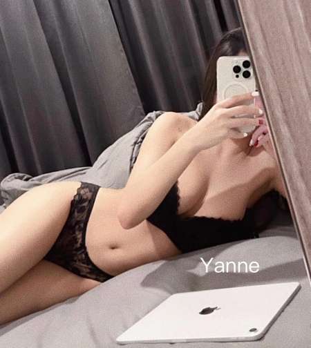 Photo ads/2262000/2262580/a2262580.jpg : Le retour de Mannequin. Massage body body