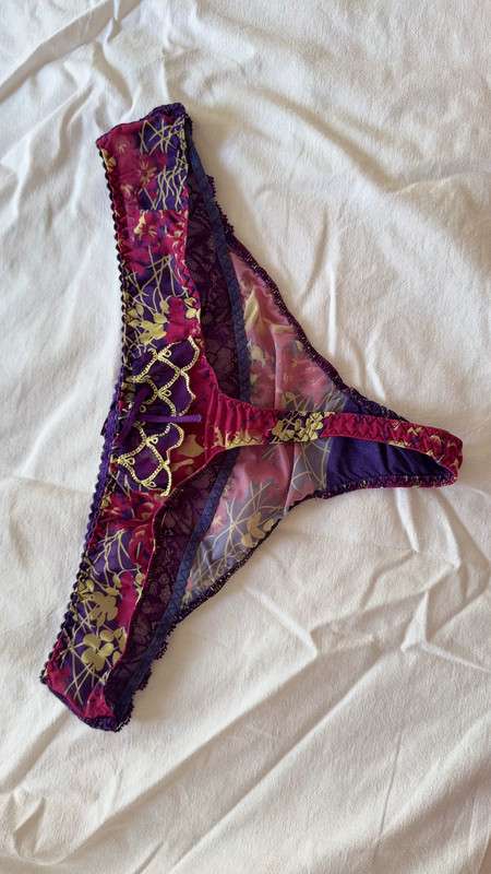 Photo ads/2268000/2268870/a2268870.jpg : Body ou culottes portés