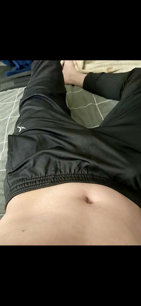 Photo ads/2277000/2277830/a2277830.png : Jeune H 28 ans - Dispo pour un bon moment