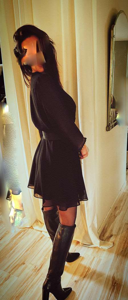 Photo ads/2278000/2278716/a2278716.jpg :  Occasionnelle BCBG
