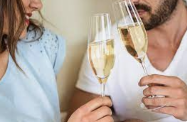 Photo ads/2287000/2287927/a2287927.png : Sugar Daddy recherche belle et discrète demoiselle