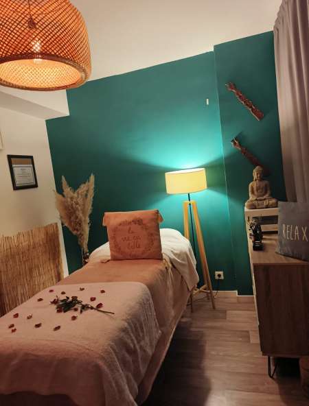 Photo ads/2305000/2305920/a2305920.jpg : Massage Bien-Etre