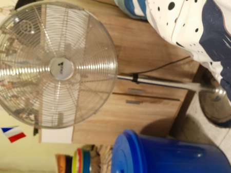 Photo ads/2309000/2309645/a2309645.jpg : Cherche pln cul ok escorte peu déplace