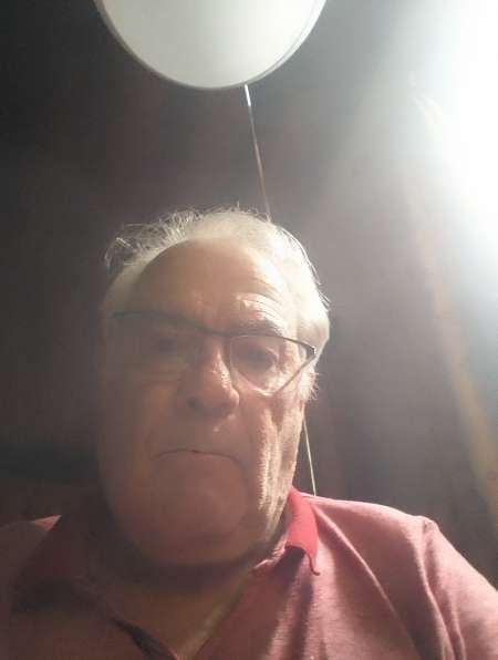 Photo ads/2315000/2315882/a2315882.jpg :  Je cherche un amant désireux d'avoir des rapports