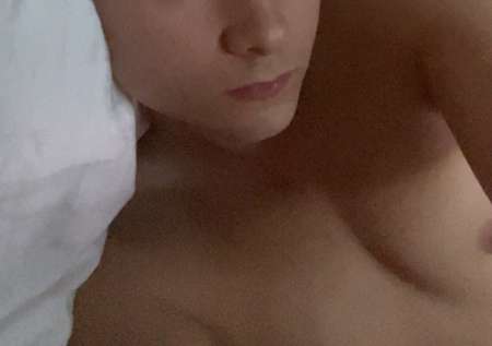 Photo ads/2325000/2325159/a2325159.jpg :  Étudiant cherche plan contre rémunération