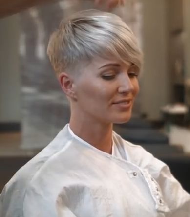 Photo ads/2327000/2327305/a2327305.jpg : Recherche femme pour transformation capillaire