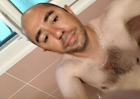 Photo ads/2329000/2329915/a2329915.jpg : Homme cherche femme pour du plaisir