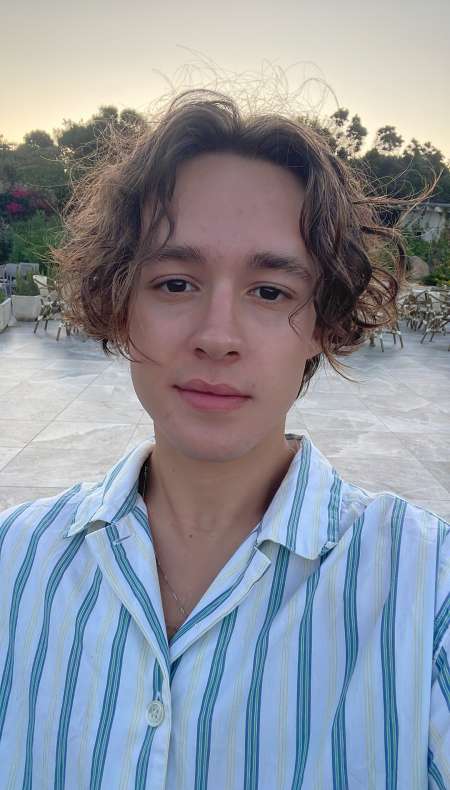 Photo ads/2334000/2334848/a2334848.jpg : Cherche femme élégante