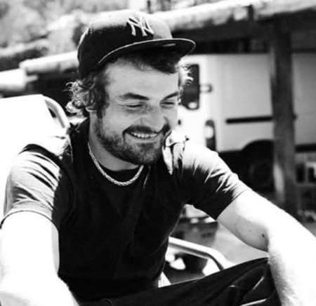 Photo ads/2351000/2351548/a2351548.jpg : Party boy