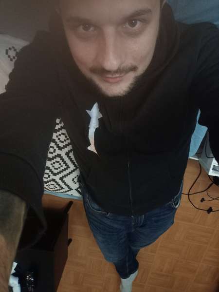 Photo ads/2353000/2353128/a2353128.jpg :  Pour f vierge rémunérée toute la france