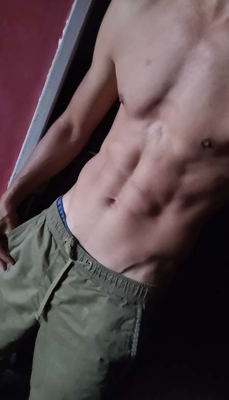 Photo ads/2355000/2355973/a2355973.jpg : cherche femme sur Châteauroux ou alentour