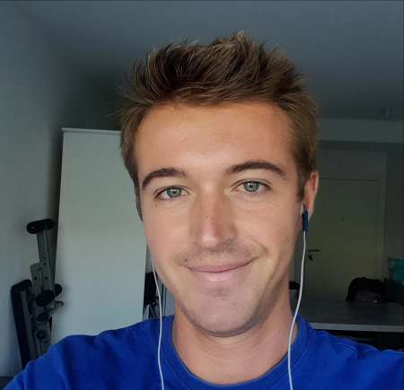 Photo ads/2359000/2359916/a2359916.png : Je souhaite faire des rencontres sympa