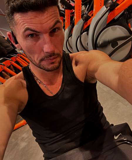 Photo ads/2360000/2360860/a2360860.jpg : Recherche plusieurs actifs pour gangbang