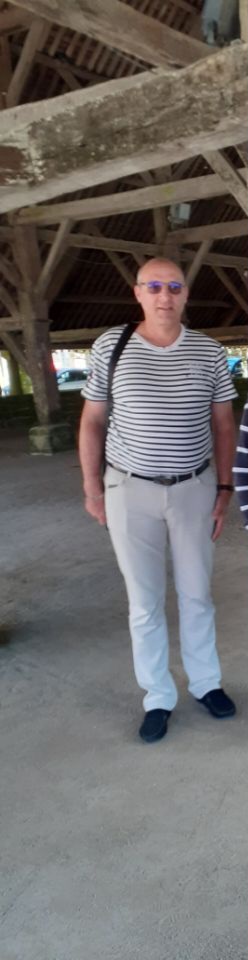 Photo ads/2361000/2361058/a2361058.jpg : Maître dominateur cherche ca, ces Soumises