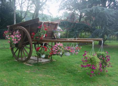 Photo ads/2363000/2363635/a2363635.jpg : tombereau ancien