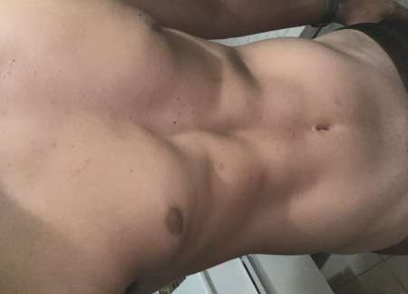 Photo ads/2369000/2369025/a2369025.jpg : Mec chaud propose moment coquin