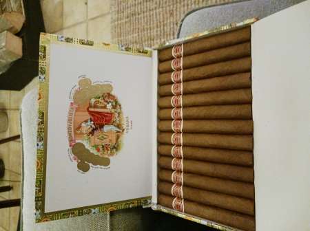 Photo ads/2376000/2376582/a2376582.jpg : Cherche couple ou femme