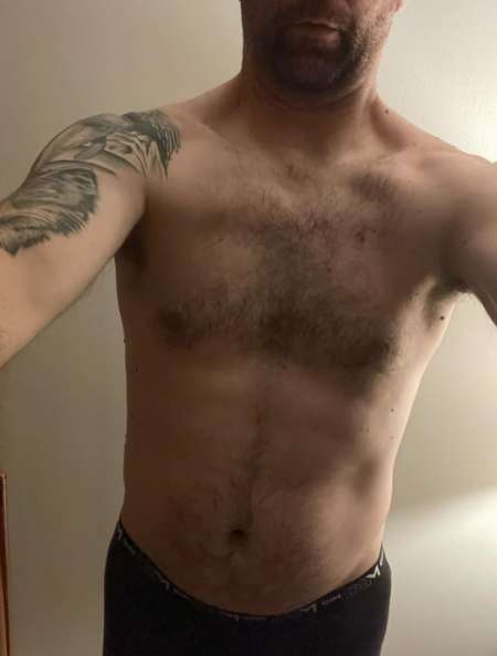 Photo ads/2384000/2384367/a2384367.jpg : Homme propose ses services pour mesdames