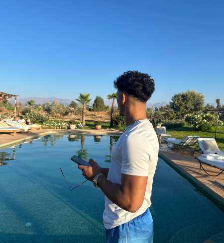 Photo ads/2385000/2385344/a2385344.jpg : Homme cherche femme sur Clermont Ferrand