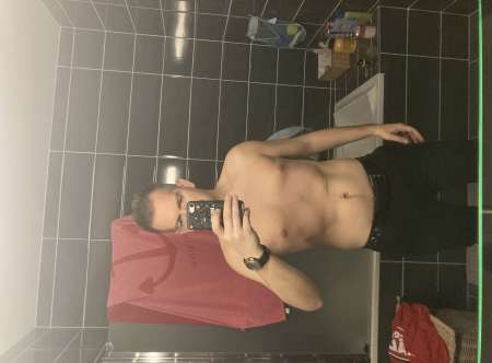 Photo ads/2394000/2394746/a2394746.jpg : Infirmier escort ,