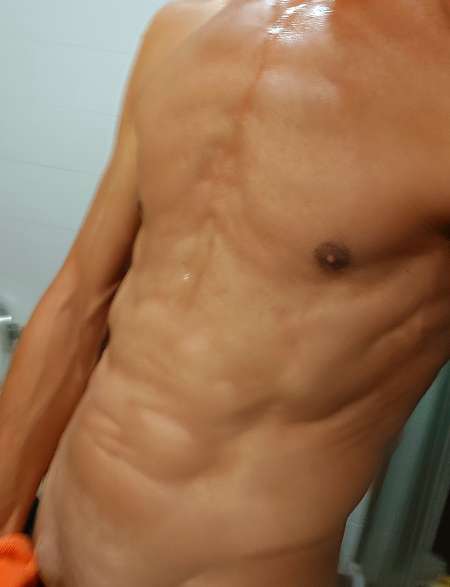 Photo ads/2398000/2398635/a2398635.jpg : Routier pour femmes délaissées.