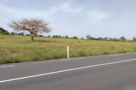 Photo ads/2400000/2400425/a2400425.jpg : Terrain agricole de 9869 m² vers Thieppe