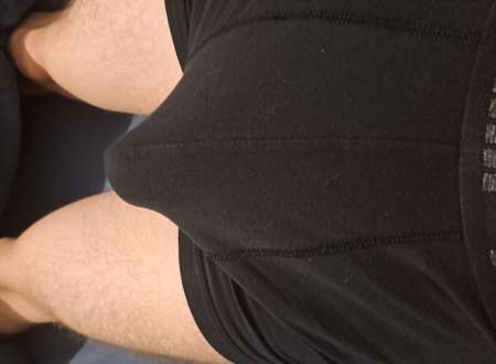 Photo ads/2406000/2406318/a2406318.jpg :  Puceau cherche une femme