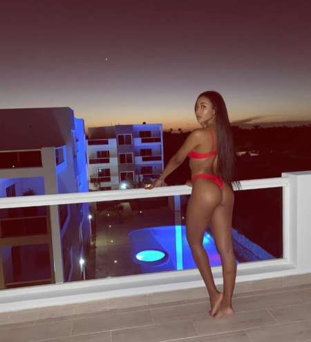 Photo ads/2406000/2406420/a2406420.jpg : Bonjour je suis une fille très belle et très sympa