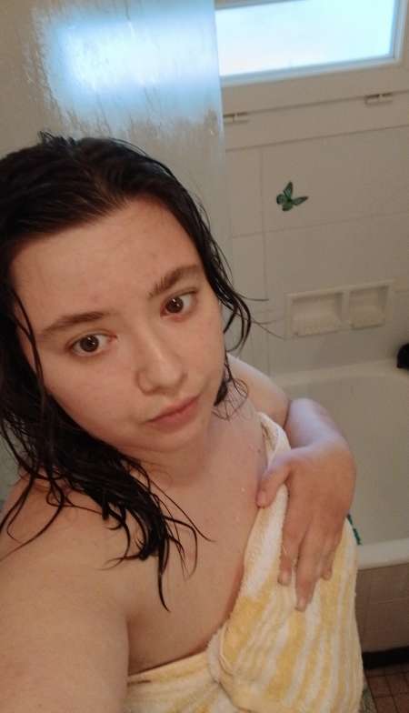 Photo ads/2411000/2411874/a2411874.jpg : Recherche plan *é