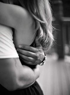 Photo ads/2415000/2415454/a2415454.jpg :  Groupe 4H pour F ou Cple