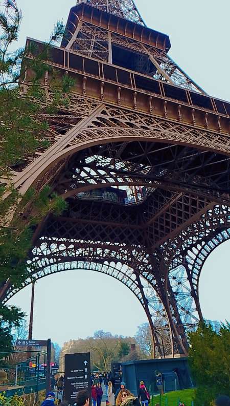 Photo ads/2417000/2417252/a2417252.jpg : Homme disponible pour femme