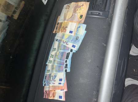 Photo ads/2417000/2417688/a2417688.jpg : Je cherche une femme ouverte desprit