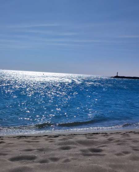 Photo ads/2425000/2425160/a2425160.jpg : Dispo uniquement en début d'après midi en semaine