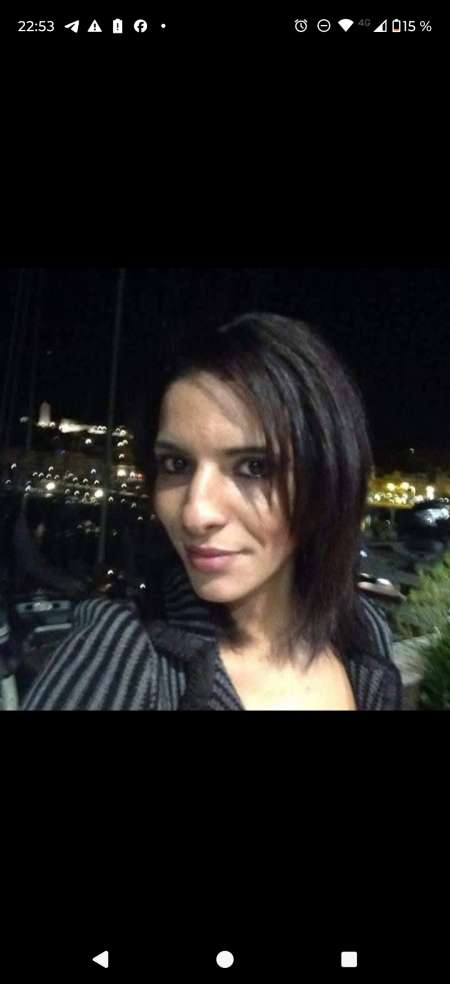 Photo ads/2425000/2425618/a2425618.png :  Sofia pour une rencontre je suis 9ccasionnel