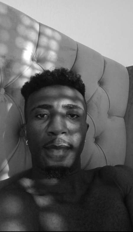 Photo ads/2436000/2436386/a2436386.jpg : Recherche femme pour un plaisir partagé