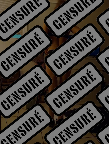 Photo ads/2438000/2438260/a2438260_censure.jpg : string et autre robe soiree