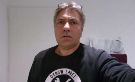 Photo ads/2439000/2439656/a2439656.jpg : LES FILLES LACHER VOTRE SEXTOYS