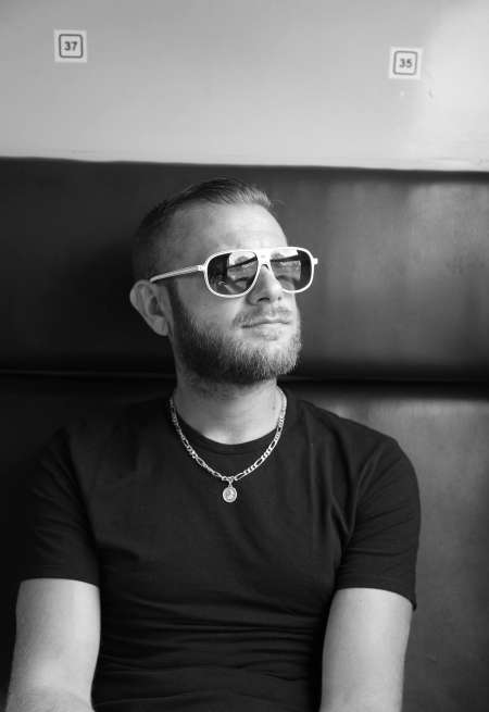 Photo ads/2439000/2439686/a2439686.jpg : Je te mange