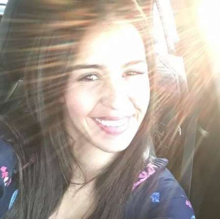 Photo ads/2443000/2443215/a2443215.jpg : Jeune et jolie femme qui cherche sa moitié