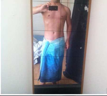 Photo ads/2443000/2443715/a2443715.jpg : homme a dipo