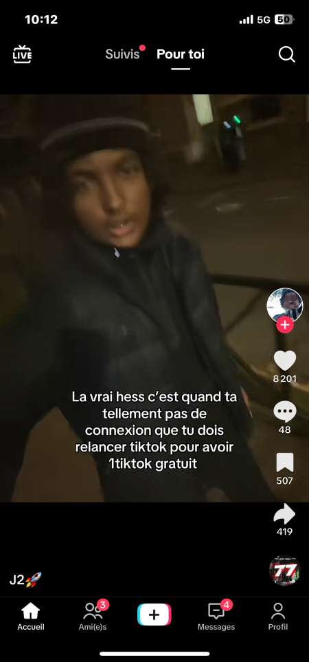 Photo ads/2447000/2447982/a2447982.png : Jeune homme 18 ans sur Strasbourg pour cougar