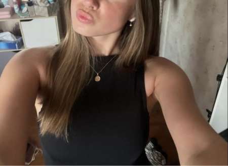 Photo ads/2453000/2453333/a2453333.jpg :  Femme cherche homme