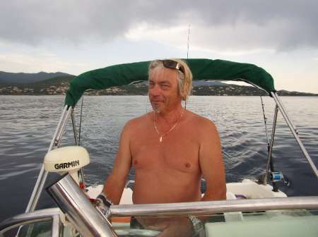 Photo ads/2460000/2460589/a2460589.jpg :  Homme Mûr BCBG rencontre femme