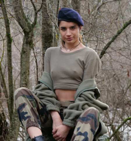 Photo ads/2464000/2464716/a2464716.png : PROPOSE SEANCE PHOTOS CREATION DE BOOK MYM