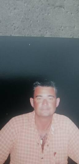 Photo ads/2471000/2471632/a2471632.jpg : Homme pour femme libre et coquine