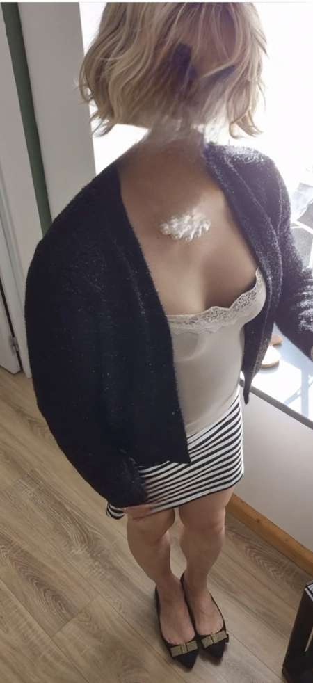 Photo ads/2472000/2472208/a2472208.jpg :  Trav pour homme mur